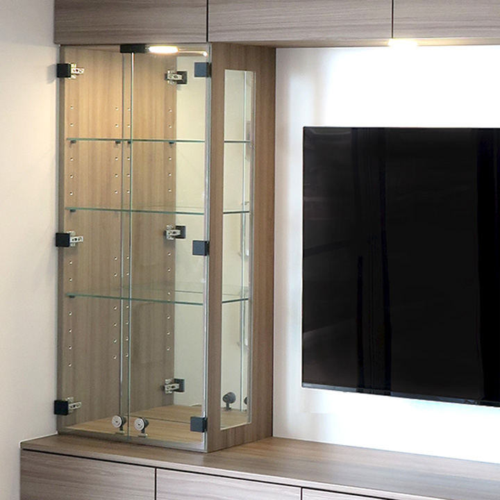 ���������[