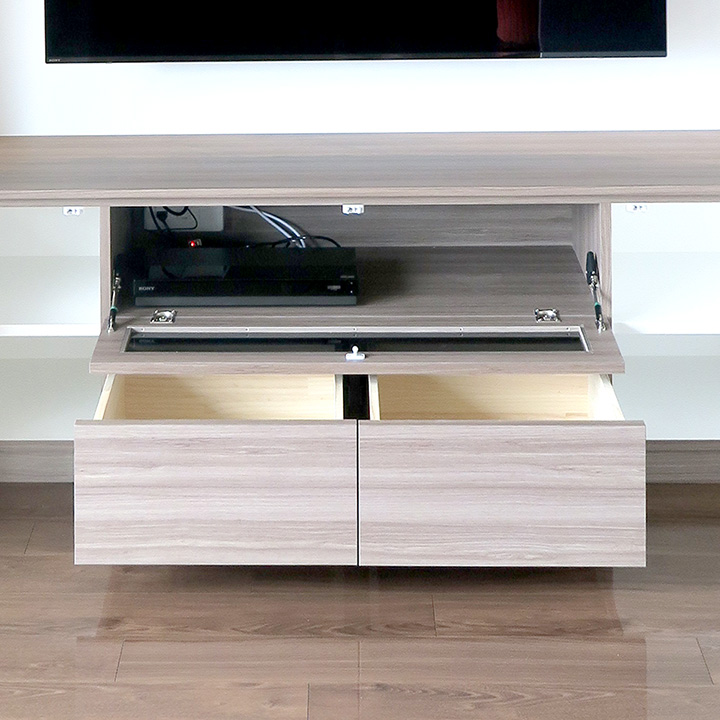 ���������[