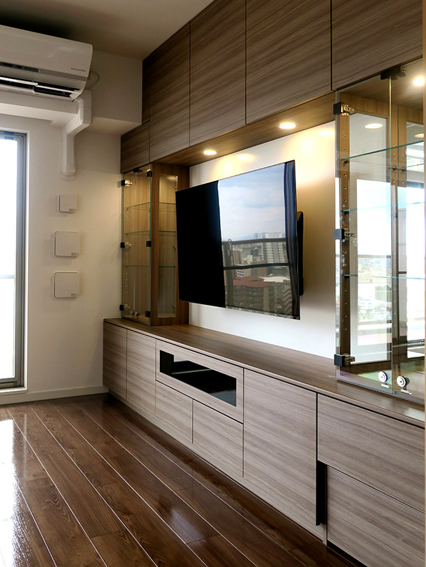 ���������[