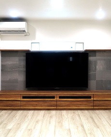 �G�R�J���b�g�X�g�[���O���[�X