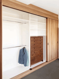 �ǖʎ��[�Ƌ�