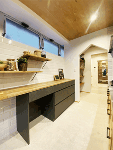 �ǖʎ��[�Ƌ�