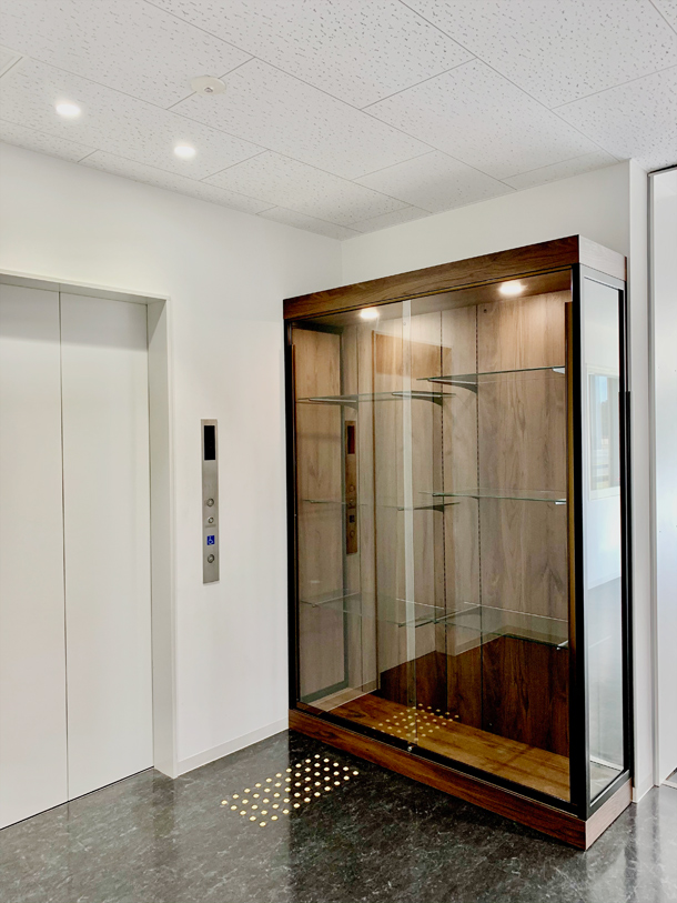 �I�[�_�[�Ƌ�e���r�{�[�h