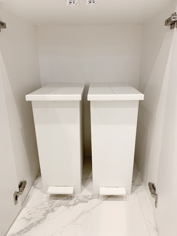 �ǖʎ��[�Ƌ�