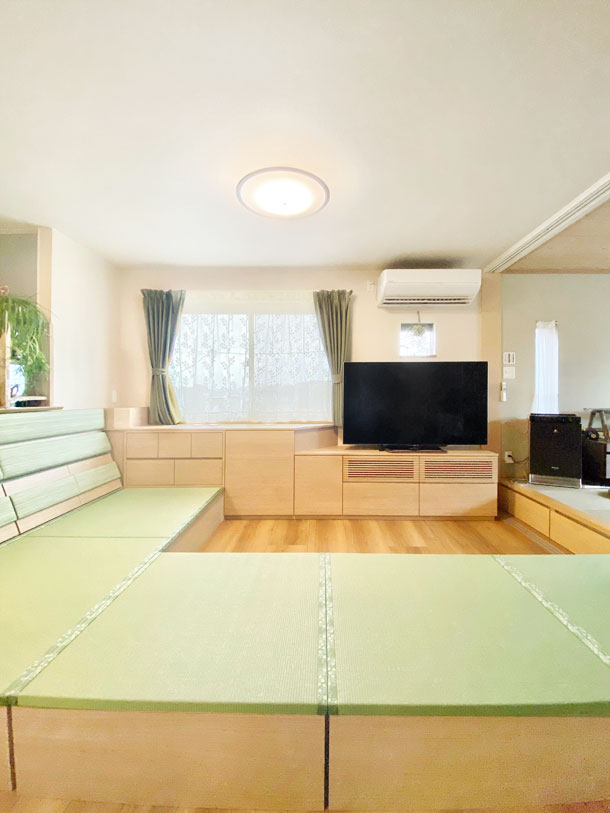 �ǖʎ��[�Ƌ�