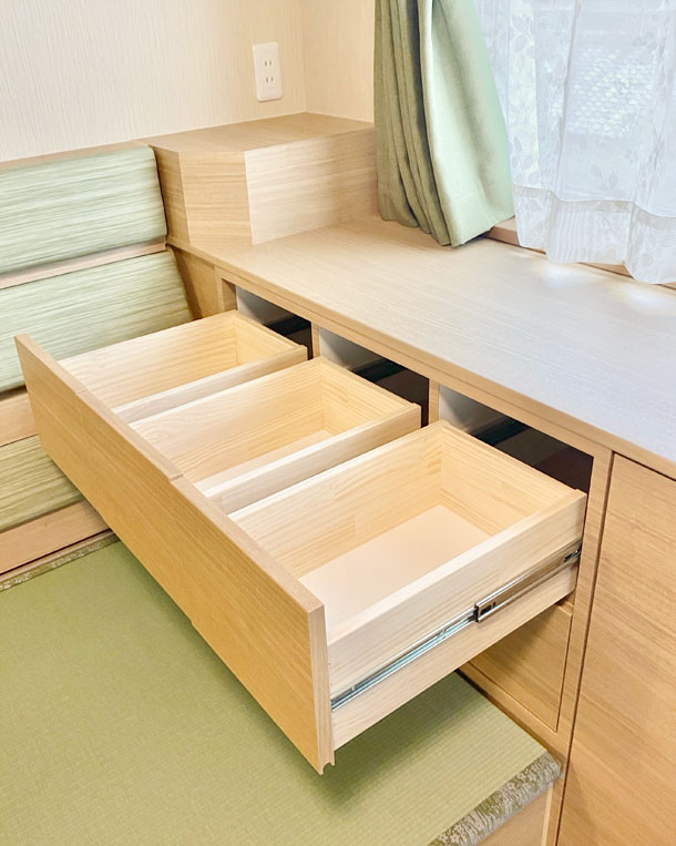 �ǖʎ��[�Ƌ�