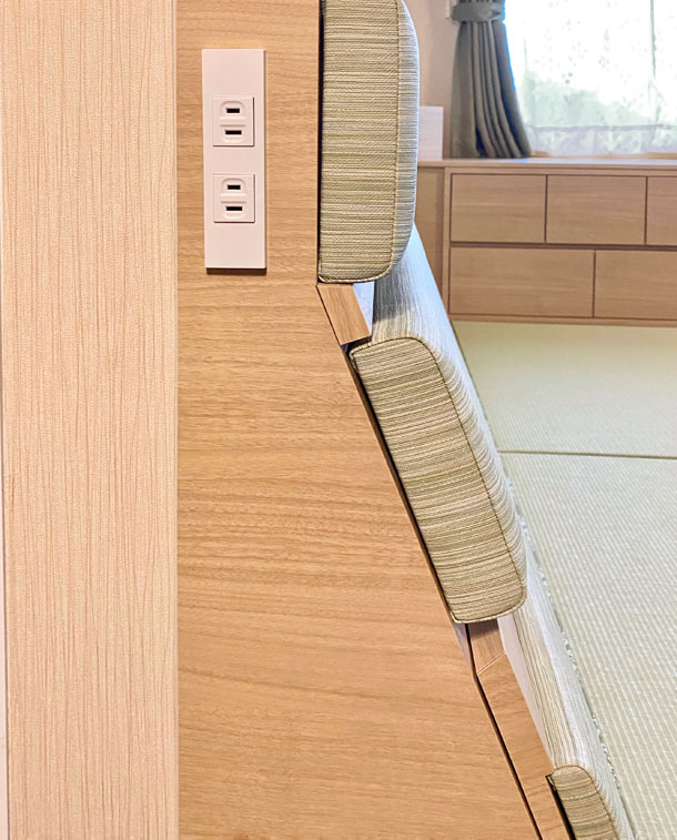 �ǖʎ��[�Ƌ�