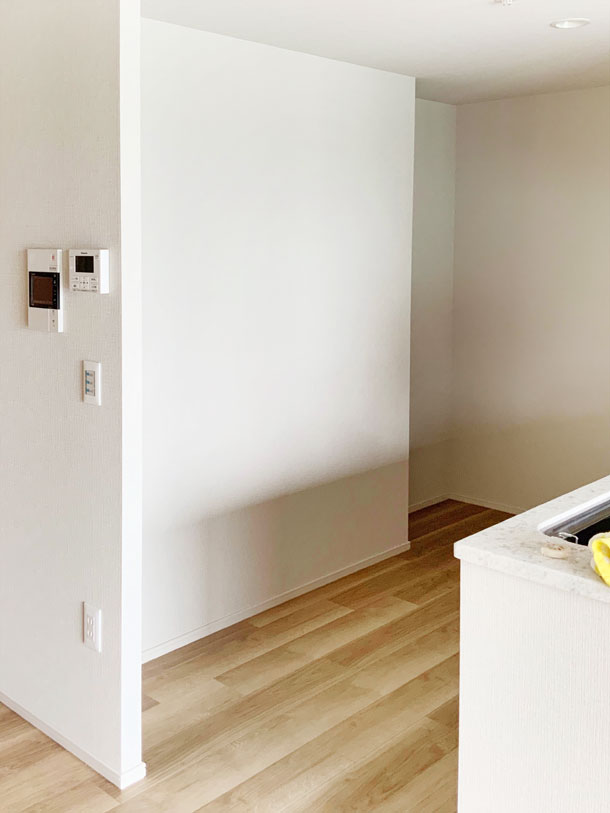 �ǖʎ��[�Ƌ�