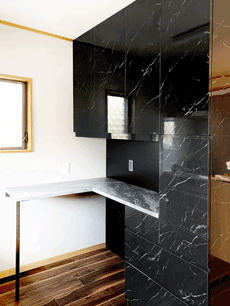 �ǖʎ��[�Ƌ�