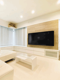 �ǖʎ��[�Ƌ�