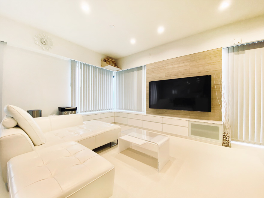 �ǖʎ��[�Ƌ�