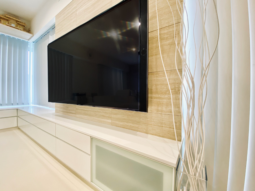 �ǖʎ��[�Ƌ�