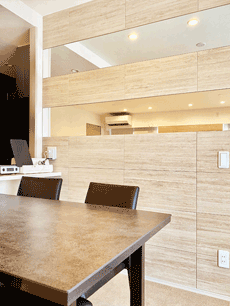 �ǖʎ��[�Ƌ�