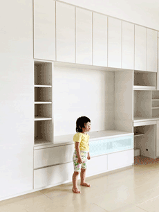 �ǖʎ��[�Ƌ�