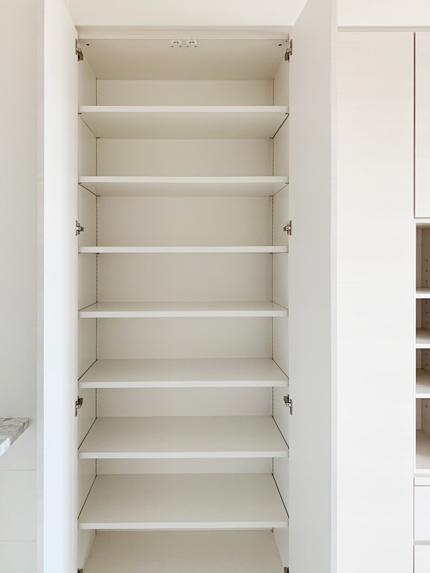 �ǖʎ��[�Ƌ�