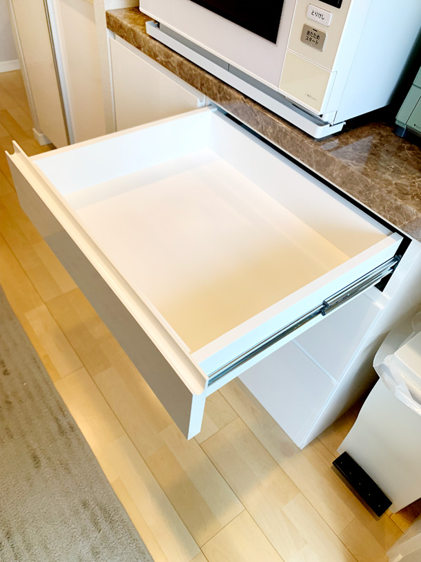 �ǖʎ��[�Ƌ�