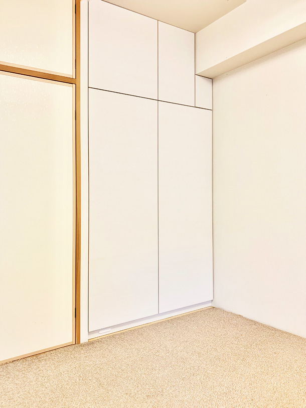 �ǖʎ��[�Ƌ�