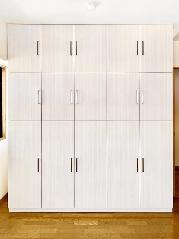 �ǖʎ��[�Ƌ�