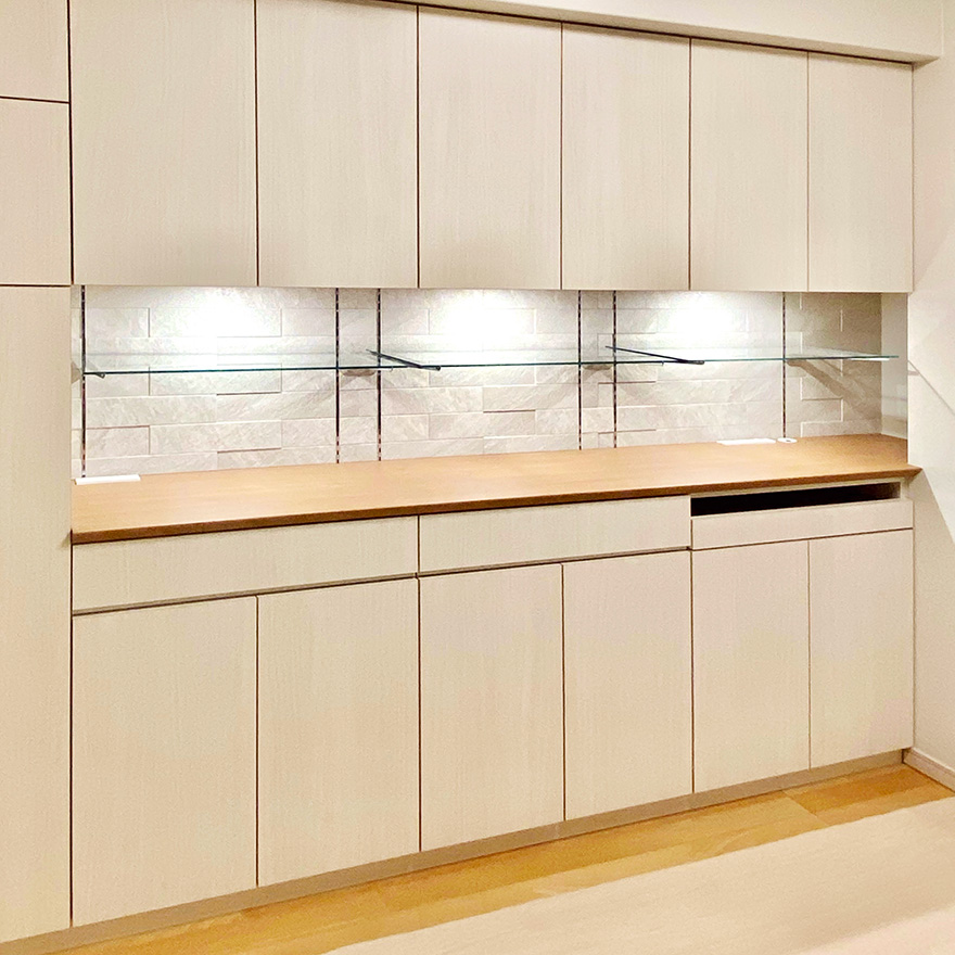 �ǖʎ��[�Ƌ�