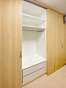 �ǖʎ��[�Ƌ�