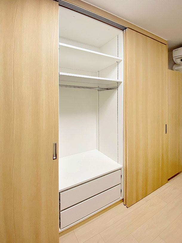 �ǖʎ��[�Ƌ�