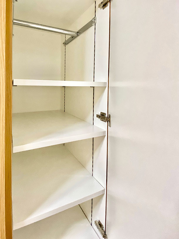 �ǖʎ��[�Ƌ�