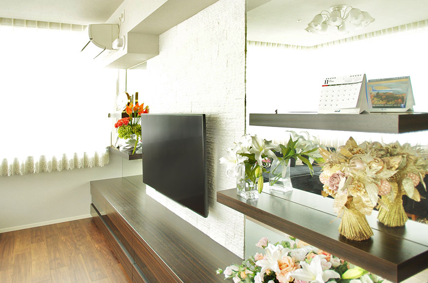 �ǖʎ��[�Ƌ�