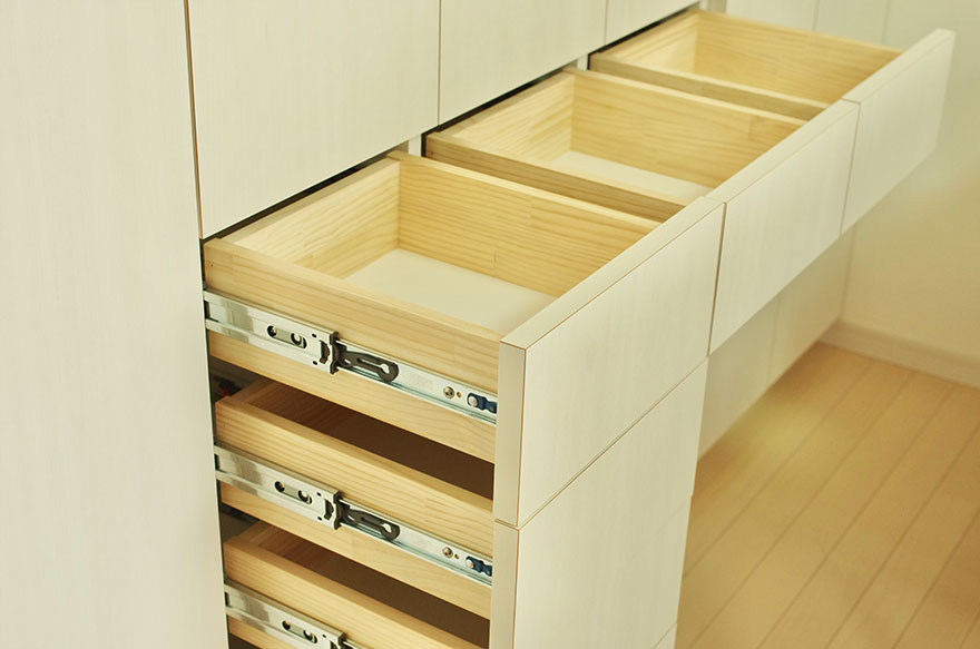 �ǖʎ��[�Ƌ�