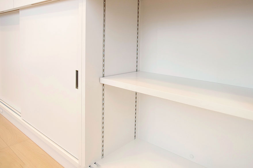 �ǖʎ��[�Ƌ�