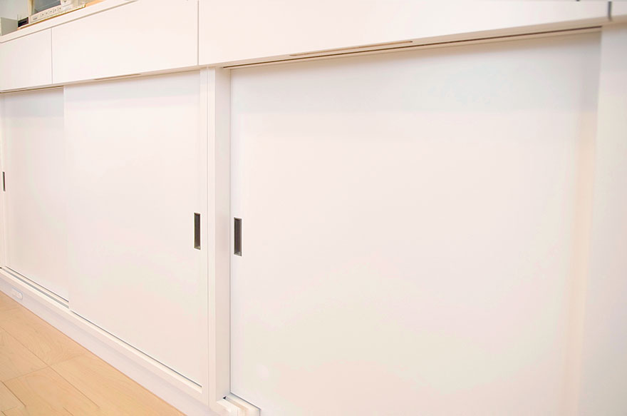 �ǖʎ��[�Ƌ�