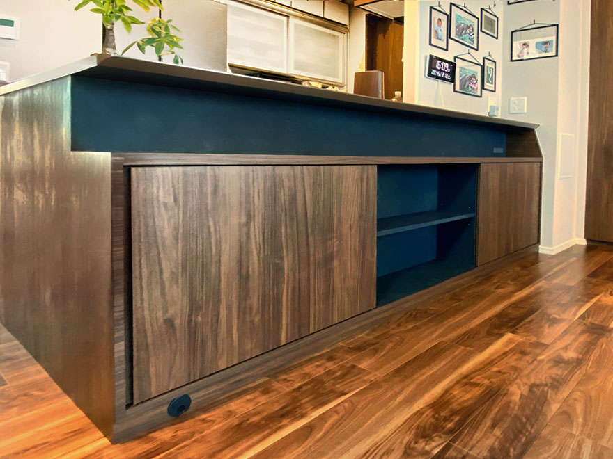 �ǖʎ��[�Ƌ�