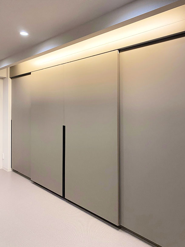 �ǖʎ��[�Ƌ�