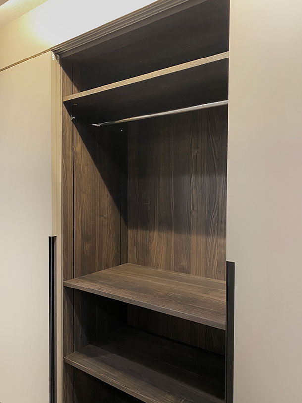 �ǖʎ��[�Ƌ�