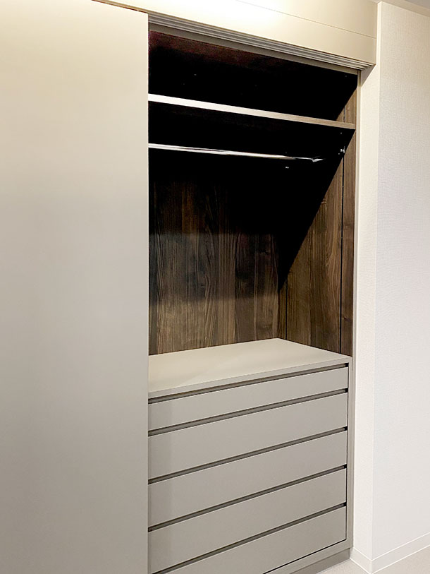 �ǖʎ��[�Ƌ�